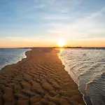 Gorgeous In With Heated Swimming Pool Hébergement de vacances *