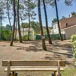 Gorgeous In With Heated Swimming Pool La Faute-sur-Mer