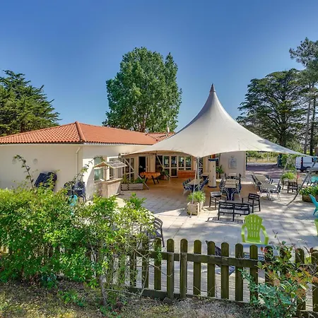 Cozy Home In La Faute-Sur-Mer Dom wakacyjny *