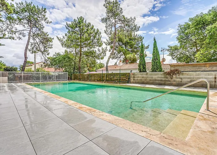 Stunning In 度假居 滨海拉福特